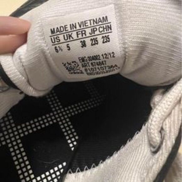 Adidas Indoor Turf Soccer Cleats sz 6.5 - Picture 5 of 6